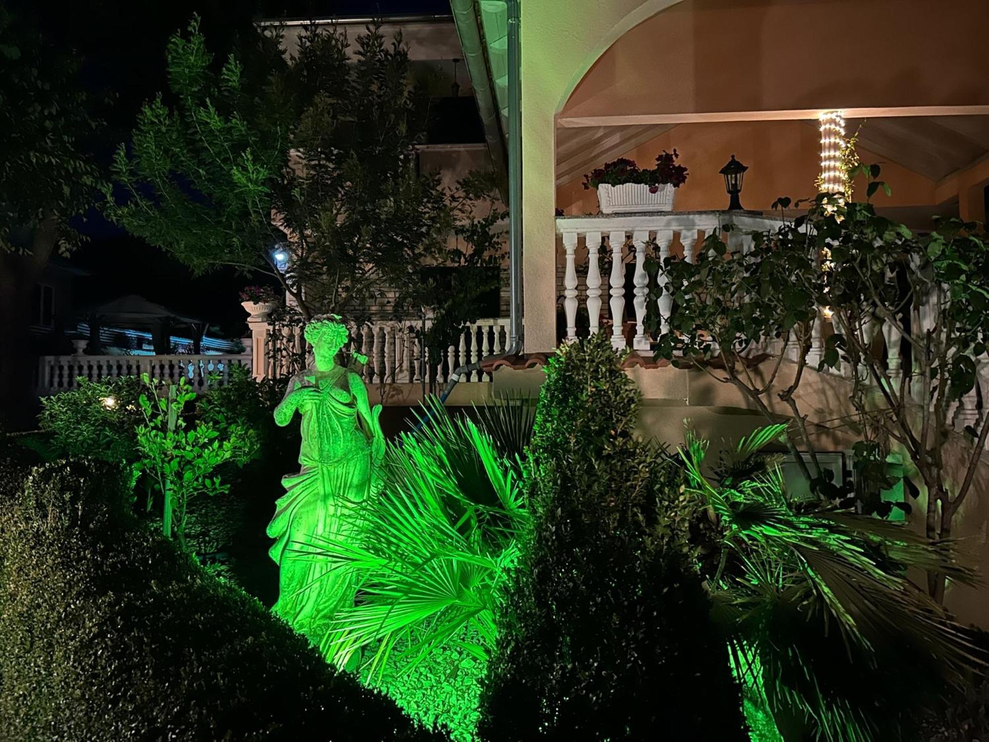 Holiday Home Villa Romantica Sveti Filip i Jakov Extérieur photo