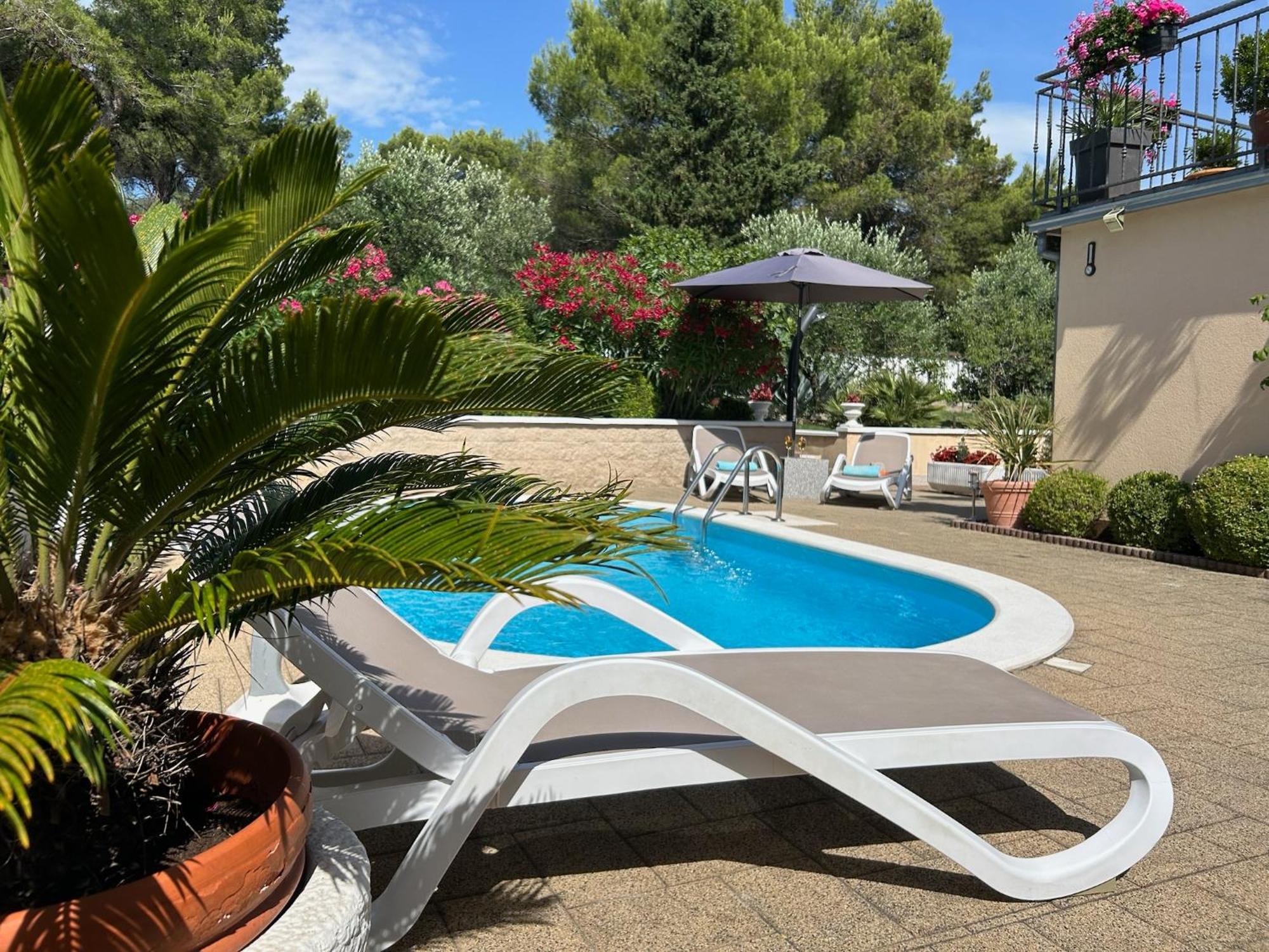 Holiday Home Villa Romantica Sveti Filip i Jakov Extérieur photo