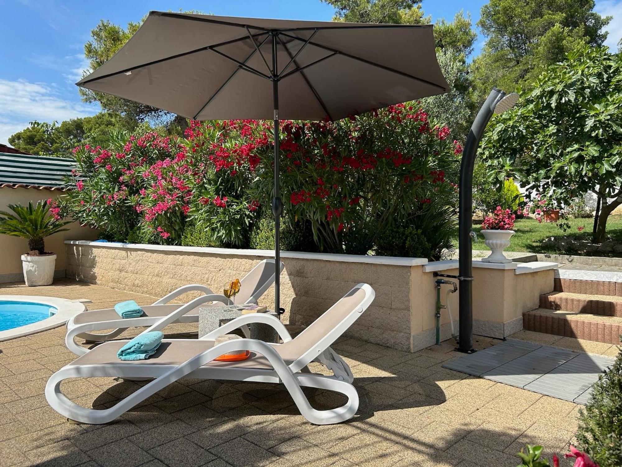 Holiday Home Villa Romantica Sveti Filip i Jakov Extérieur photo